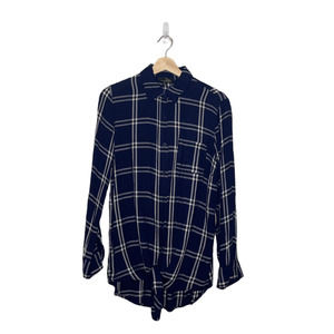 Suzanne Betro Shirt Blue White Plaid Button Up Collared Tie Waist Womens‎ Medium